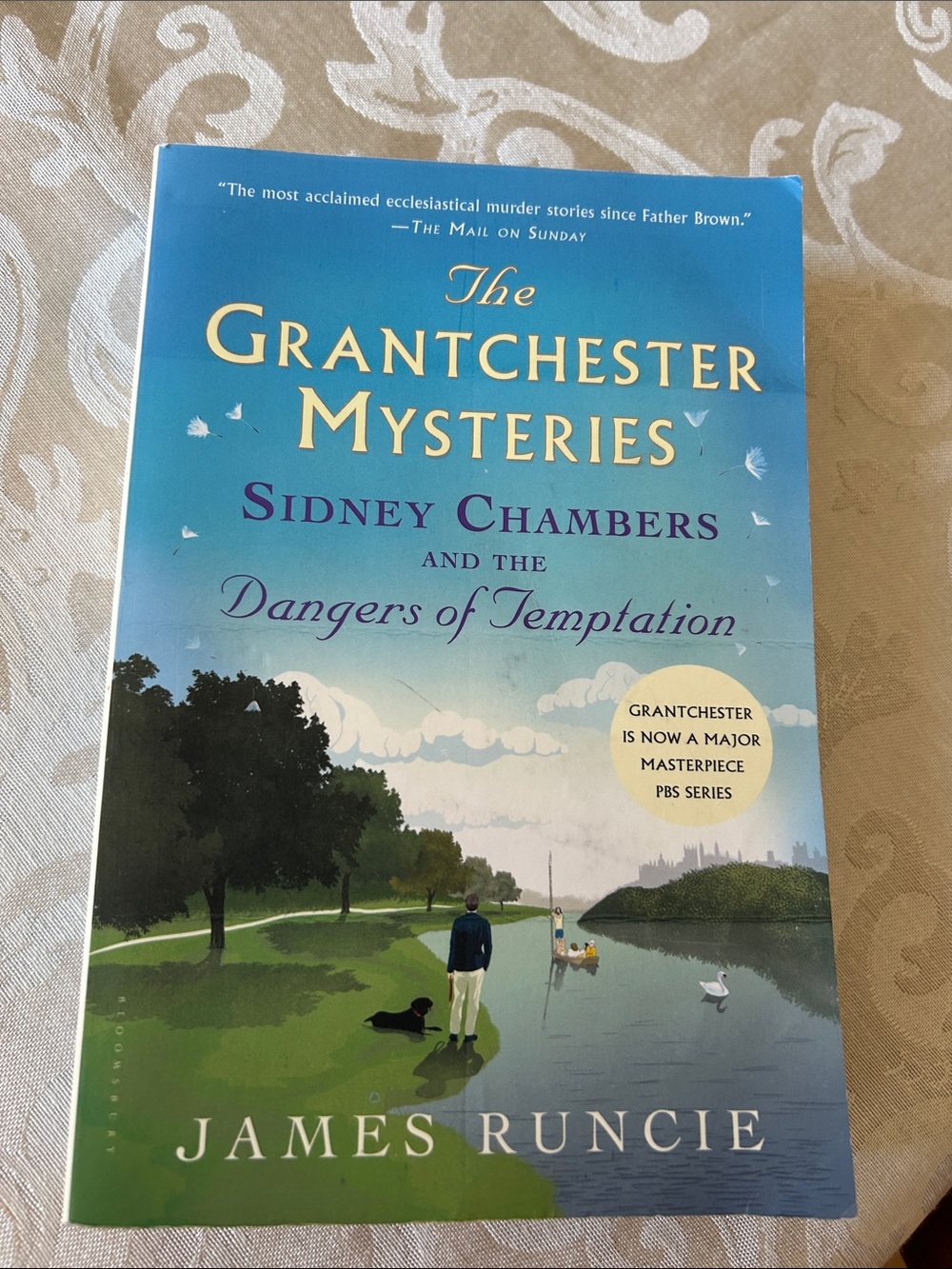 Book Bundle - Picture 9 of 10